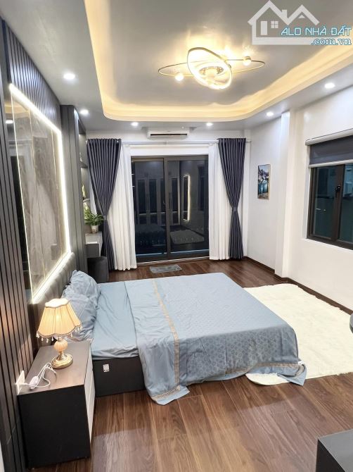 CHÍNH CHỦ BÁN CĂN HỘ TẬP THỂ KIM LIÊN- S SD 100M-5 NGỦ NHÀ ĐẸP-GẦN PHỐ-Ô TÔ CHỈ 3,5 TỶ