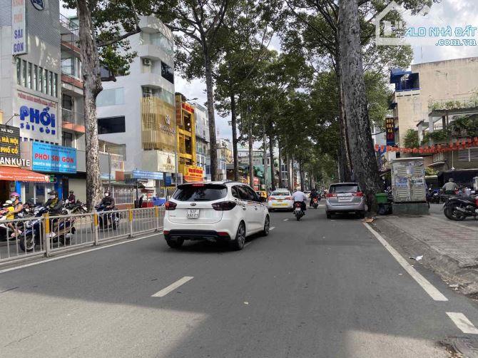 Nhà MT Nguyễn Tri Phương khu phố ẩm thực. Dt: 6x15m. 27 tỷ