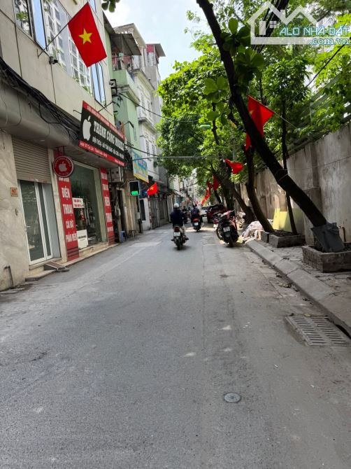 Nhà mặt phố Cự Lộc Thanh Xuân. 81m² 8 tầng MT 4,1m. Ô tô tránh. Mới. Kinh doanh. Tháng máy