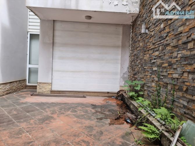Cần bán nhà ngõ 337 Âu Cơ-Phường Nhật Tân-Tây Hồ- Hà Nội 107m2x4T, MT8m, giá 22.5 tỷ