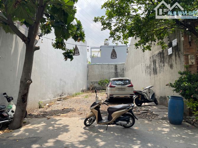 Bán lô đất Mặt Tiền Đường 12 - Tăng Nhơn Phú B - Quận 9. Ngay ngã tư Thủ Đức, Coopmart..!