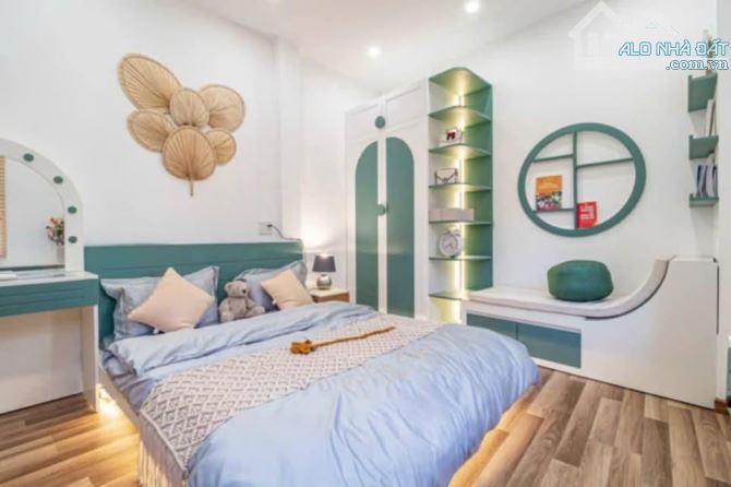 Nhà đẹp - mới 100% - Ngay trung tâm Thủ Dầu Một. 1 Trệt 2 lầu ngan 5x25m