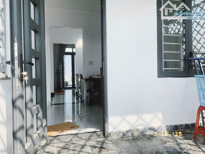 Nhà 4 tầng Mặt tiền tầng đường TCH08, phường TCH, Q12, dt 143m2 (8mx21m), 13,9Tỷ