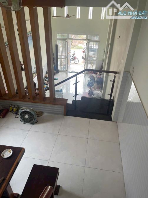 Bán Nhà 1 Lầu 1 Trệt , Sổ Hồng Riêng , Mặt Tiền Châu Văn Lồng , Long Bình Tân , Biên Hòa ,