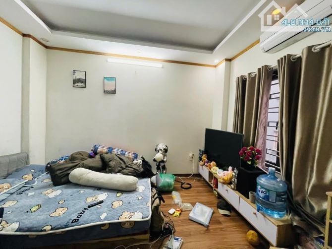 🏠 BÁN NHÀ TRẦN THÁI TÔNG – 30M² – 5 TẦNG – MẶT TIỀN 6.76M – 7.65 TỶ