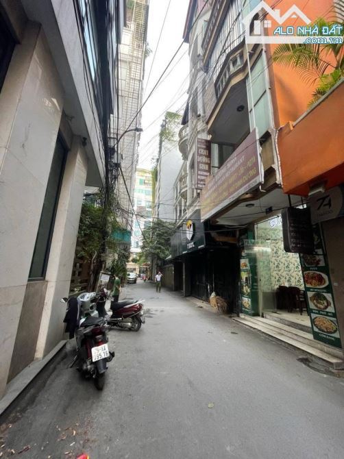 Bán nhà  Hoàng Hoa Thám, Ba Đình - Nhà phân lô - ngõ ô tô đỗ cửa - 56m x 4T, 16.3 tỷ