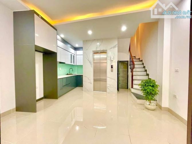 🌹🌹🌹NHÀ MỚI ĐẸP ĐỘI CẤN – 6 TẦNG THANG MÁY – GẦN HỒ TÂY – CHỈ NHỈNH 8 TỶ🔥🔥🔥