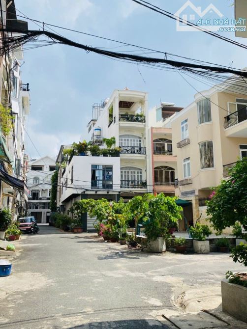 KHU K300, NGAY C18, A4, NGUYỄN MINH HOÀNG - NGANG 9M VUÔNG, 3 TẦNG, NỘI THẤT XỊN - HƠN 17T