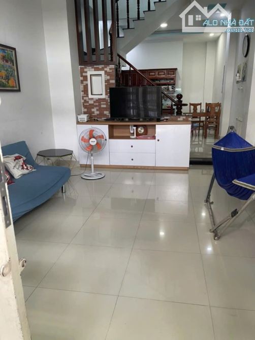 Bán nhà 3 tầng, 54m², 3PN, 3WC, Nguyễn Duy Trinh, Q.9 - 4.3 tỷ