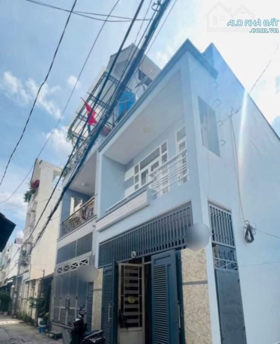 NGUYỄN KIỆM P3 GV , LÔ GÓC ,42M2, NHÀ MỚI CHỈ 4,5TỶ TL