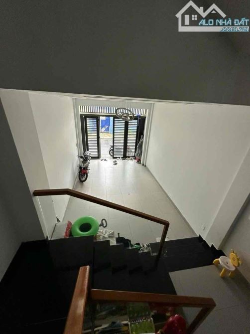 🔥Nhà 4 tầng, 10,5 tỷ, đường Dương Đình Nghệ 67m2, MT 4m, Gần Biển