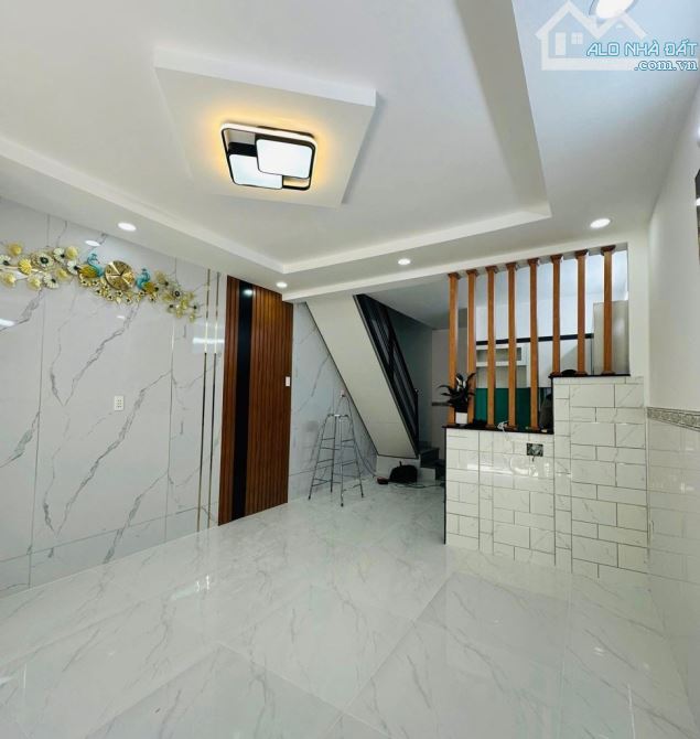 Nhà MỚI ĐẸP HXH gần Lê Văn Quới, DT 34m2 2PN, Nhỉnh 3Tỷ