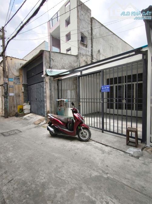BÁN NHÀ CẤP 4 TRƯƠNG THỊ HOA TTH07 QUẬN 12 GIÁ RẺ 4.4 TỶ - 4