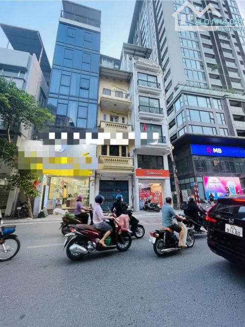 Bán Tòa Nhà Hạng A Lô Góc  Mặt Phố Vương Thừa Vũ, 8 Tầng, Dòng Tiền 130tr/Tháng