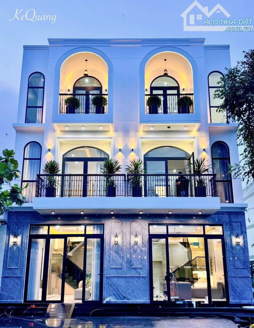 Bán Gấp Nhà Đẹp 2 Tỷ 500 – 4PN, 240m² – Hẻm Ô Tô – Gần Trung Tâm Thủ Dầu Một