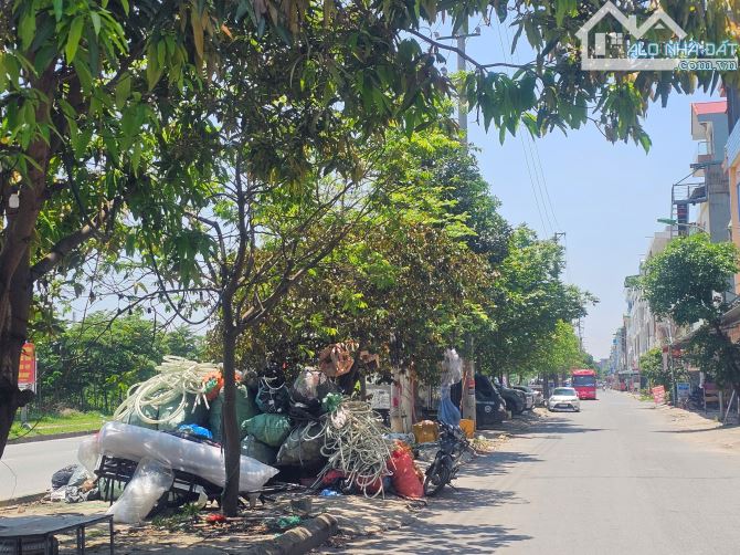 Bán nhà cấp 4 đường 295 Hoàn Sơn Tiên du dt 75m mt 5m hướng nam giá 7.2 tỷ