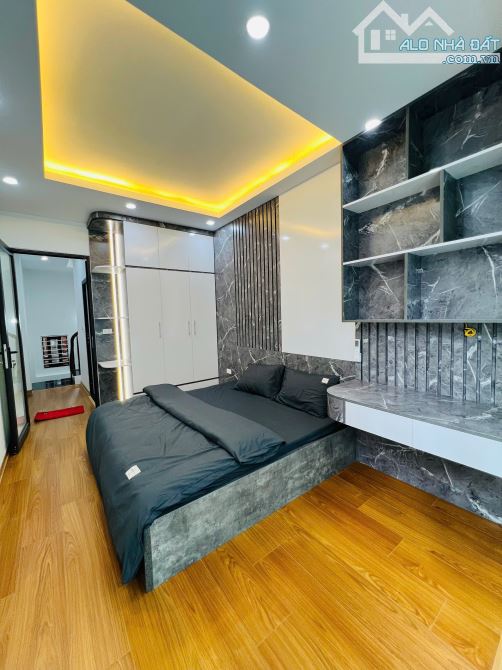 Nhà phố Kim Đồng 2 mặt ngõ, ô tô đỗ sát nhà, cách phố chỉ 70m 3PN, cực thoáng chỉ 5.67 tỷ