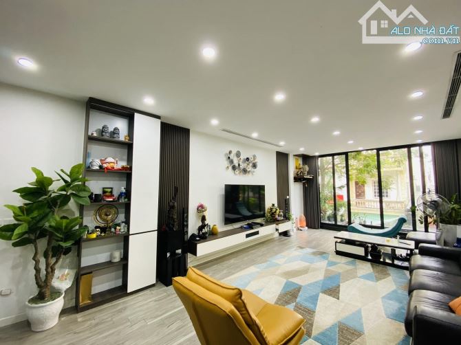 NHÀ YÊN NGHĨA ĐƯỜNG 2ÔTÔ TRÁNH TẦNG HẦM KINH DOANH