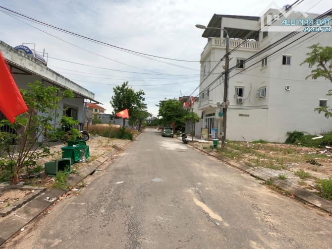 BÁN LÔ ĐẤT ĐƯỜNG 5M5 PHAN ĐÌNH THÔNG, BIỂN TÂN TRÀ, HÒA HẢI, 140M2, MT 7M, GIÁ CHỈ 5.X TỶ.