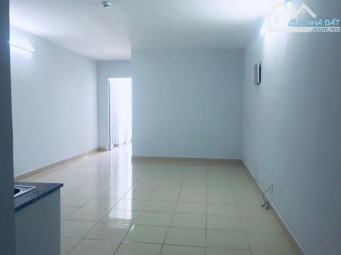 Cần cho thuê chung cư 8X Đầm Sen 45m 1PN 1WC giá 6,5 triệu