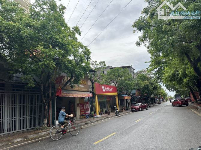 Bán đất Vân Hà, lô góc, ô tô đỗ, mặt tiền hơn 11m, phân lô, giá hơn 10 tỷ
