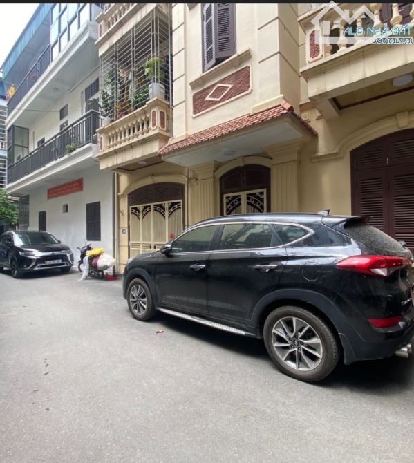 SIÊU HIẾM 102 NGÕ NGUYỄN VIẾT XUÂN, NỘI THẤT SỊN XÒ, 20M RA Ô TÔ TRÁNH, 40M2, GIÁ 9 TỶ 600