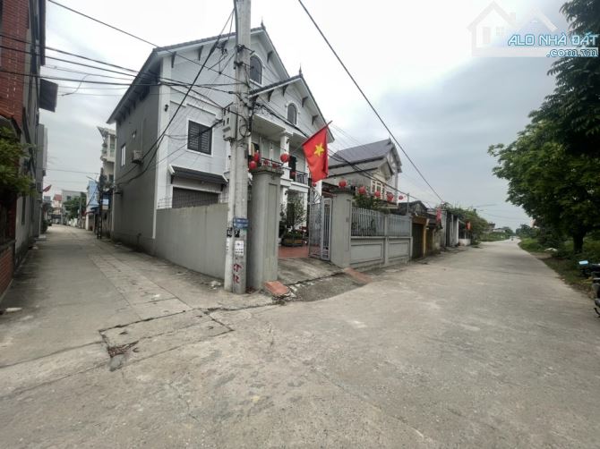 SIÊU HIẾM KHU ĐẤU GIÁ X2 THÔN LƯƠNG NỖ BÁN -MUA Ở HAY ĐẦU TƯ SIÊU ĐẸP -Ô TÔ NGỦ TRONG ĐẤT