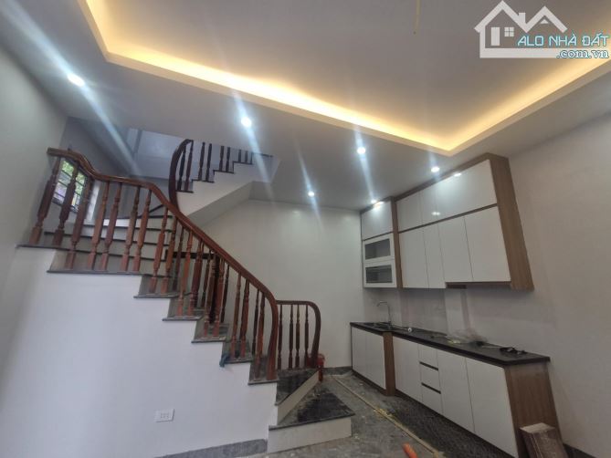 NHÀ ĐẸP HÀ ĐÔNG – Ô TÔ ĐỖ GẦN 5M – 5 TẦNG - MỚI XÂY – NHỈNH 5,7 TỶ