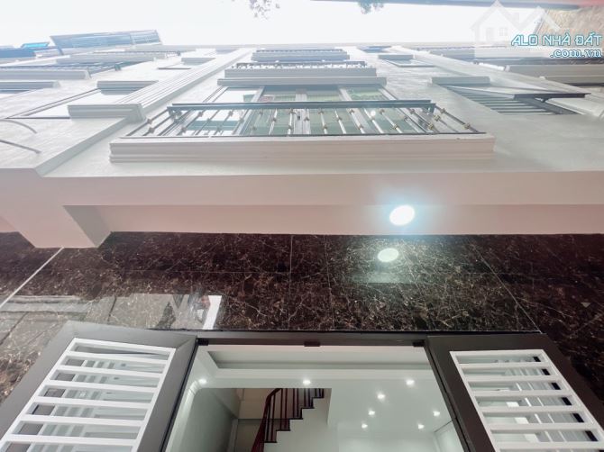 NHÀ MỚI TINH TRUNG TÂM HÀ ĐÔNG – THIẾT KẾ ĐẲNG CẤP – GIÁ CỰC YÊU NHỈNH 5,5 TỶ