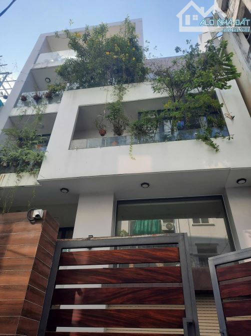 Villa phố đường Huỳnh Văn Bánh. Dt: 9x21m. 187m2, Nhà đẹp. chỉ 31,5 tỷ