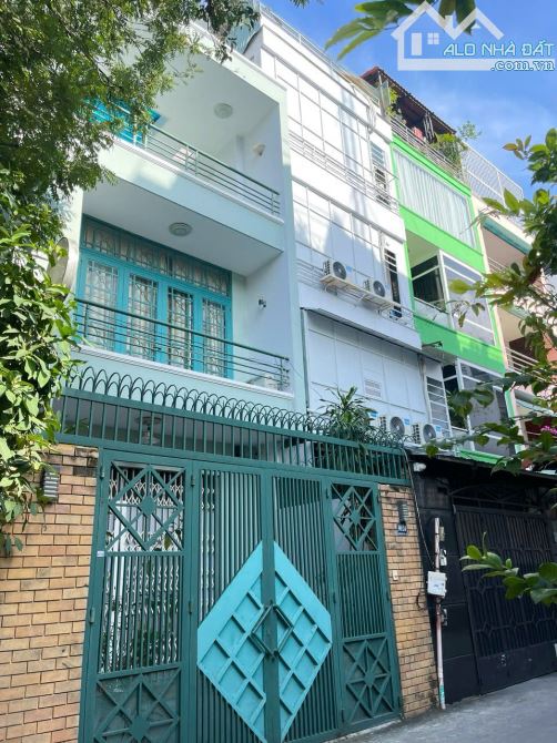 Hẻm xe hơi sát mặt tiền Nguyễn tri Phương quận 10 (DT 5x15m) 5 tầng tiện ở liền