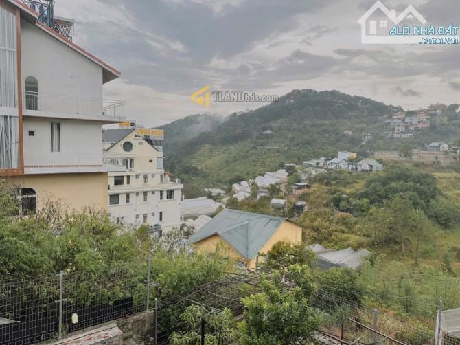 cần bán căn Villa view siêu đỉnh đường hoàng hoa thám p10 đà lạt giá 14 tỷ