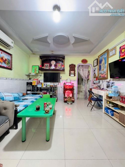 Bán nhà Đường số 8, gần Lê Văn Quới, Bình Tân, 32m² - 4x8 - 2 tầng, chỉ hơn 3 tỷ