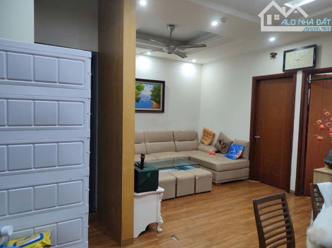 Chính chủ bán gấp chung cư Vip Mỹ Đình PLAZA, Trần Bình, Nam Từ Liêm. 74m2 – 2PN. 4,9 tỷ