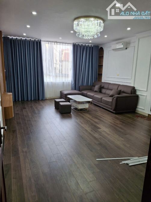 Bán nhà ĐG Mậu Lương phân lô, vỉa hè rộng, kinh doanh 60m2*3T, mt 5m giá chỉ 14.8 tỷ!