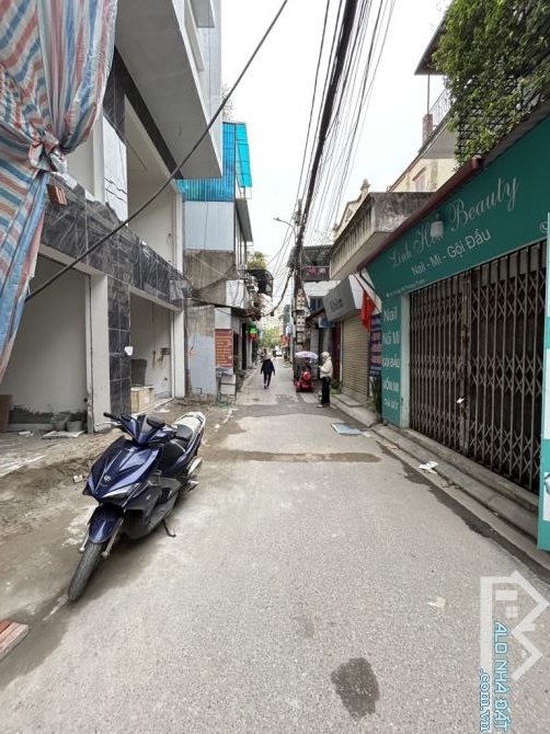 VỊ TRÍ ĐẸP- NGÕ TO NÔNG ,THÔNG - KINH DOANH TỐT