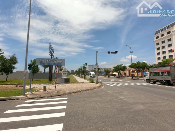 BÁN TÒA CĂN HỘ 5 TẦNG BIỂN TÂN TRÀ, MT ĐƯỜNG TRƯỜNG SA, 100M2, MT 5M,GIÁ NHỈNH 13 TỶ.
