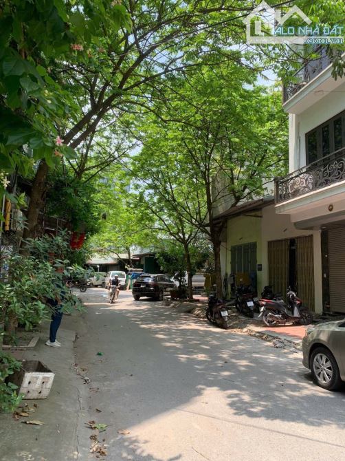 Hàng hiếm !Liền Kề La Khê đối diện Parcity ,50/54m2 7 tầng thang máy ,phân lô 16,8 tỷ