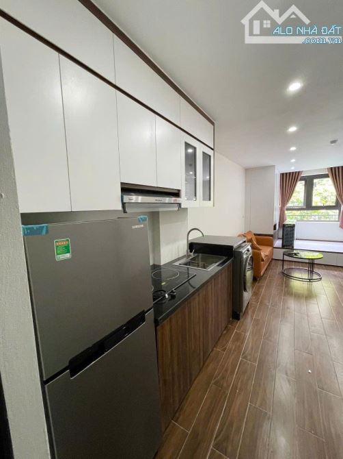 Bán toà CHDV phố Thịnh Quang, lô góc, 92m2 x 7 tầng, dòng tiền 110 triệu/tháng, 5m ra phố