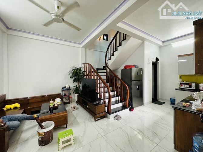 Cần bán nhà Phú Diễn 35m2 3tầng 6m mặt tiền 3,75