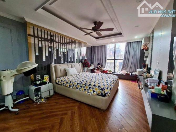 BÁN GẤP NHÀ 4 TẦNG PL XUÂN LA,TÂY HỒ.DT: 65M2,NHÀ Ô TÔ TRÁNH,CÓ VỈA HÈ,NGÕ THÔNG.