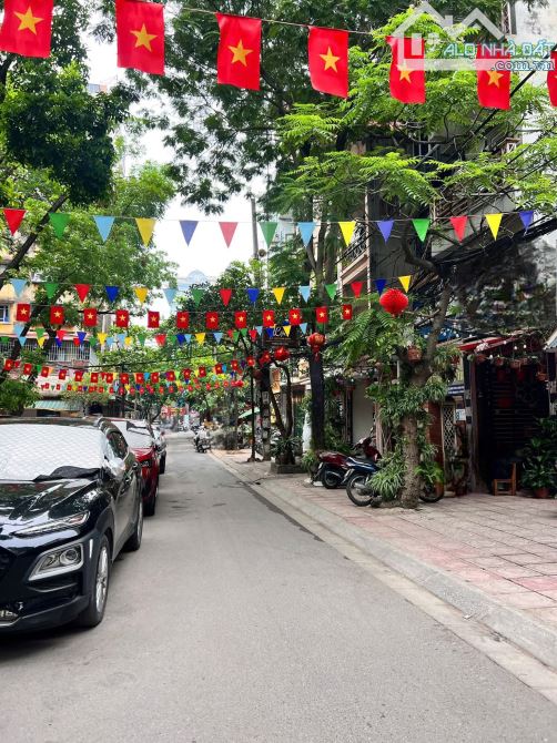 HUỲNH THÚC KHÁNG - VỈA HÈ KINH DOANH - Ô TÔ TRÁNH - 57M2 - THỰC TẾ 62M2 - CHỈ 22.5 TỶ