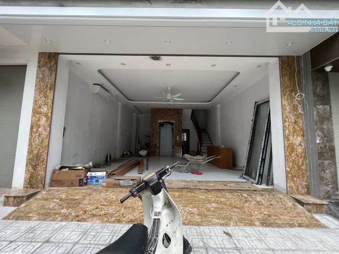 Liền Kề Hàng Bè KĐT Kiến Hưng, Mậu Lương, Phân Lô Ô Tô Tránh Đỗ, Vỉa Hè KD 50M2x7T 17 Tỷ