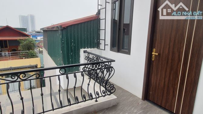 BÁN NHÀ PHỐ KIM GIANG THANH XUÂN 9 TỶ 48M 6 TẦNG THANG MÁY MỚI ĐẸP Ở NGAY