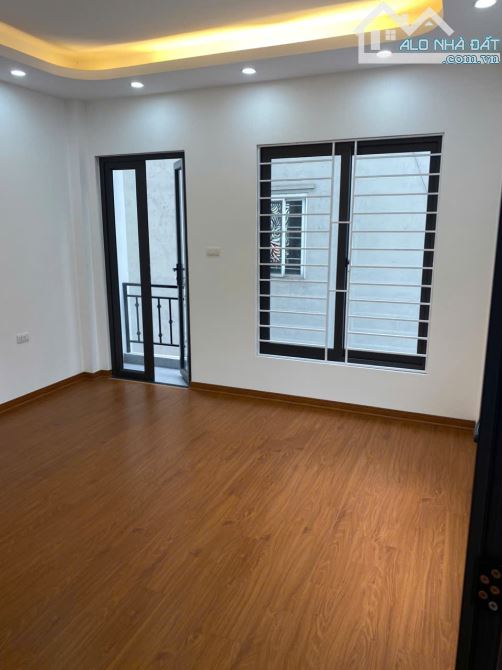 Bán nhà riêng tại Phúc Đồng, Long Biên, Hà Nội, giá siêu hời 5,2 tỷ, 30m2