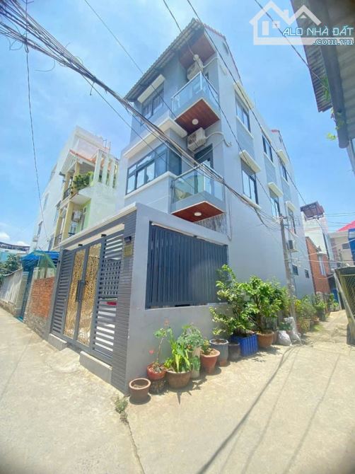 HUỲNH TẤN PHÁT P. Phú Thuận Phú Mỹ Hưng vip Q7 NGANG 5 DÀI14  XÂY MỚI 4TẤM CÓ 7TỶ XE HƠI