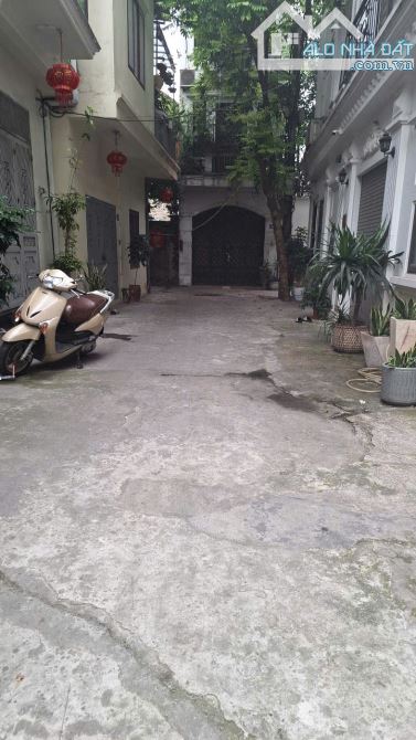 Bán đất 44m2 tại Ngọc Lâm, Long Biên, Hà Nội, giá ưu đãi 6,85 tỷ