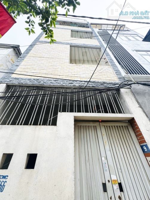 TRUNG TÂM XUÂN ĐỈNH- NHÀ 5TẦNG - 5M OTO - GẦN BÃI ĐỂ XE NGÀY ĐÊM. 55m; 10.9 tỷ
