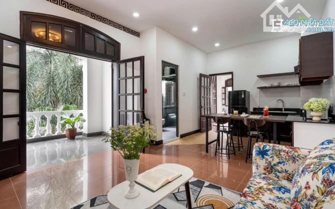 Siêu phẩm biệt thự Compound 2 MT Nguyễn Văn Hưởng - Thảo Điền - DT: 20 x 40 - trệt 2 lầu