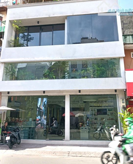 Siêu phẩm MT Tản Đà, P10,Q5, DT:8x20m, 3 Tầng có TM, HĐT:120 trđ, Giá:50 tỷ